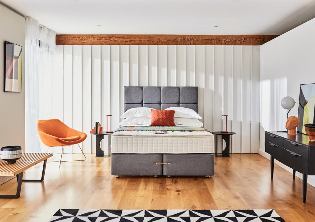 Hotel Serenity With Zip-off Pillow Top